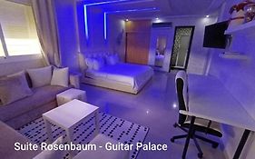 Chambres D'Hotes - Ecohame - Guitar Palace